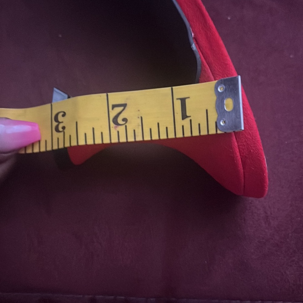 Shoe - Picture 6 of 6